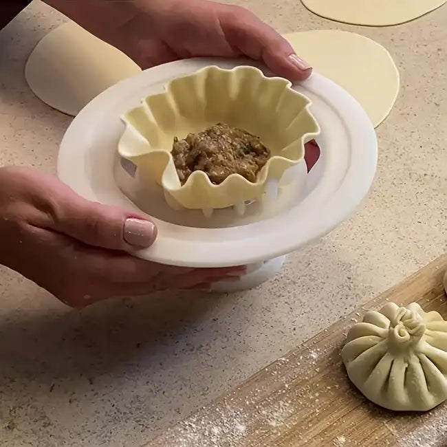 Ferramenta de cozinha de plástico para fazer baozi caseiro: Mold de 16,69cm para fazer momos - Fácil de usar e limpar