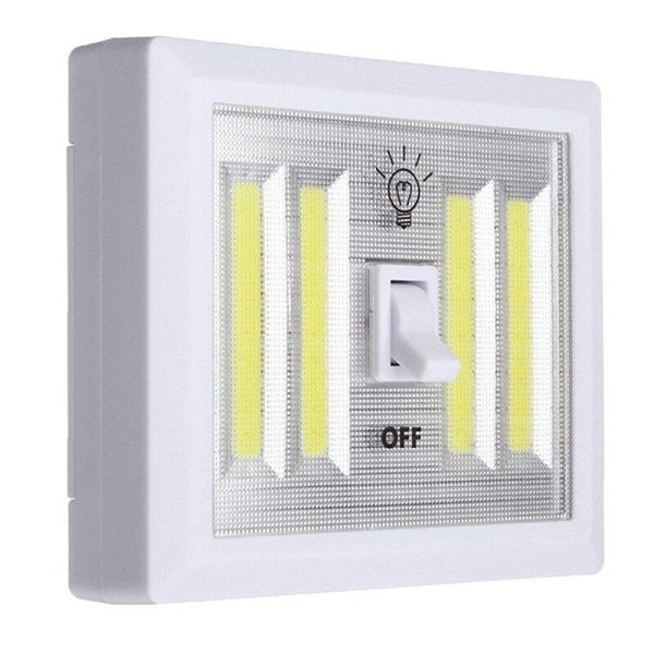 Luz Magnética Com Interruptor Usa 4 Pilhas AA (não incluídas) 150lmn Aerbes AB-XY30 COB