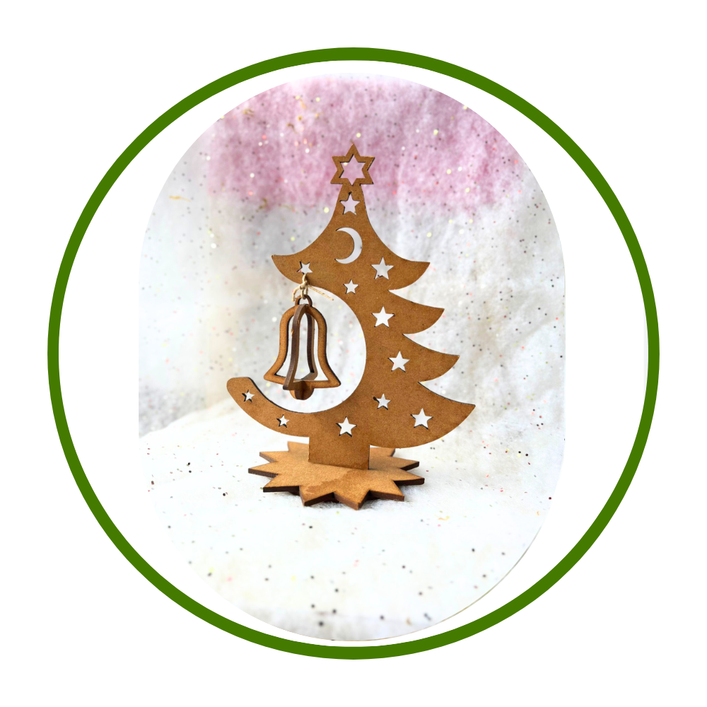 Design sem nome (49) Árvore de Natal com Sino em MDF – Toque Clássico e Artesanal - Image 1